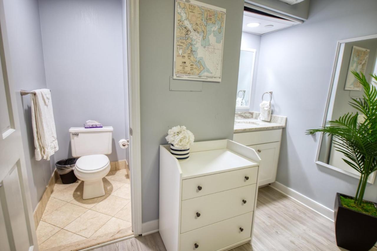 Inn On Main Annapolis Bagian luar foto