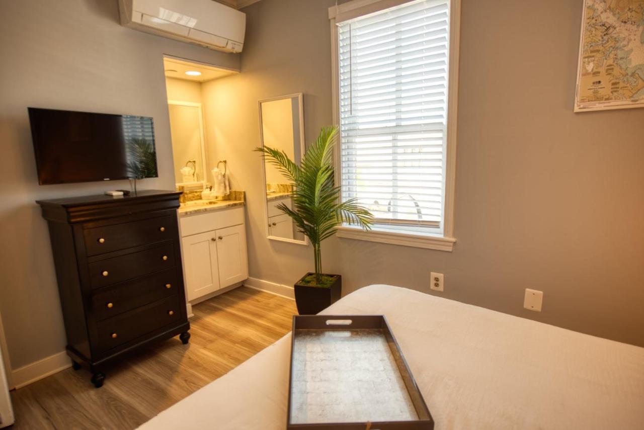 Inn On Main Annapolis Bagian luar foto